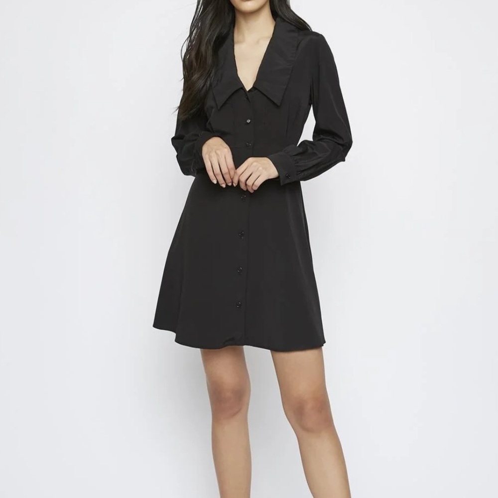 Glamorous Black Long-Sleeve V-Neck Mini-Dress